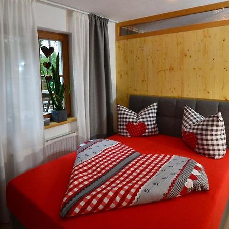 Ferienwohnung Stubaier Herzblut ノイシュティフト・イム・シュトゥーバイタール エクステリア 写真