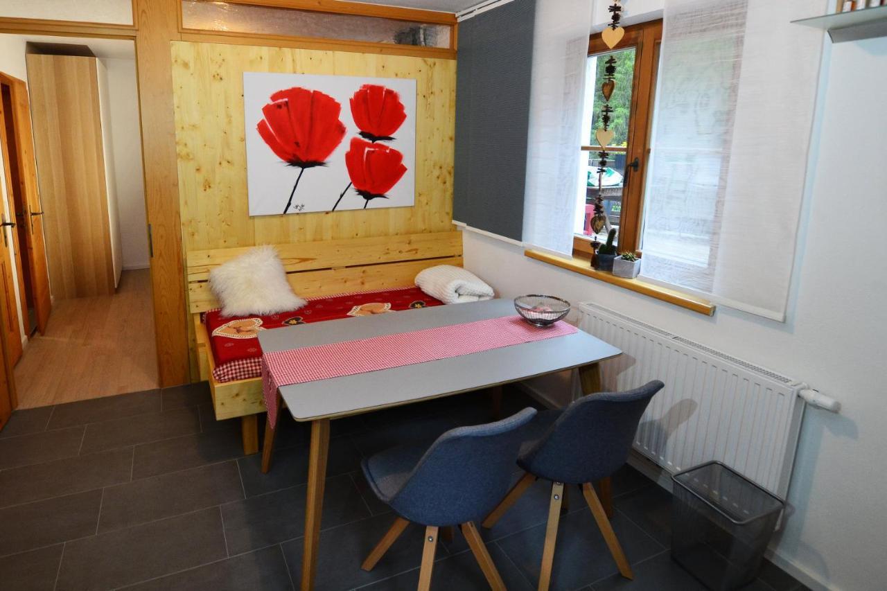 Ferienwohnung Stubaier Herzblut ノイシュティフト・イム・シュトゥーバイタール エクステリア 写真