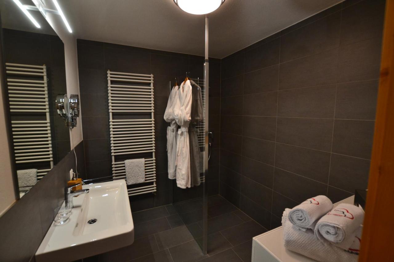 Ferienwohnung Stubaier Herzblut ノイシュティフト・イム・シュトゥーバイタール エクステリア 写真